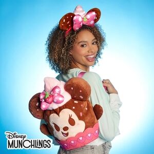 Disney Munchlings Mickey Wild Strawberry Cupcake 🧁 Backpack NWT (Just Backpack)